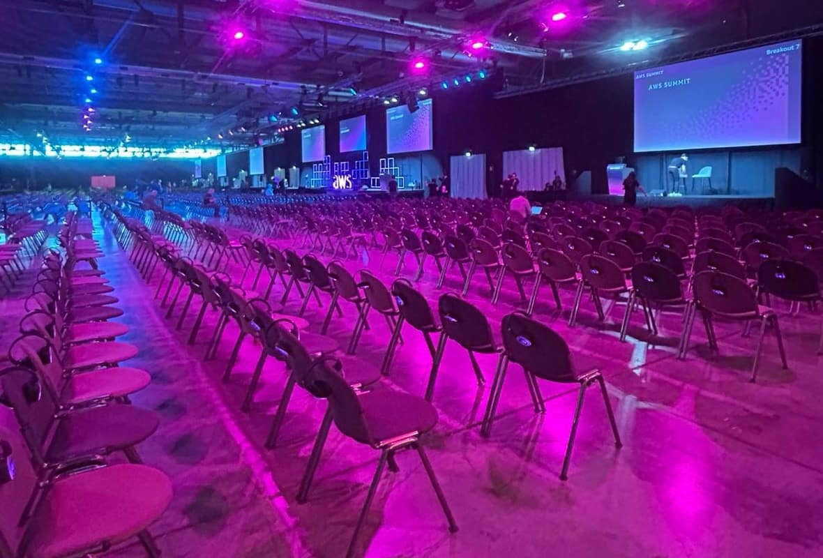 AWS Milano AWS Summit Milano: ασύρματα ακουστικά Silentsystem στη Fiera Milano Rho